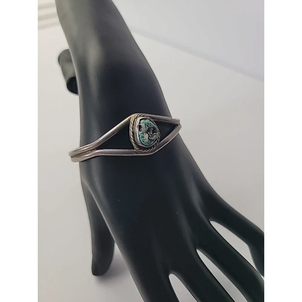 Blue Stone Cuff Bracelet Silver Tone Cuff Open Bangle Southwestern Boho Rope Bez